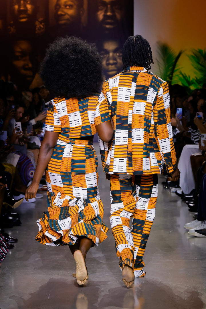 Ghana, Fashion, Africa, diaspora, cotton, womenswear, womens, Handmade, bag, West Africa, Gift, travel, vacation, beach, picnic, pool, swim, sand, family, trip, luxury, resort, spring, summer, concert, gala, event, party, brunch, chic, inclusivity, celebration, special, cotton, packable, luxury, accessible, new, novelty, classic, professor, academia, Africana, journal, notebook, self-care, notes, book, accessory, raffia, bag, handbag, decor, planter, homegoods, catch-all, speech, speaker, commencement